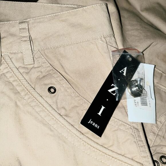 A.Z.I Kaki Capri Cargo Pants Plus Size - Picture 3 of 7
